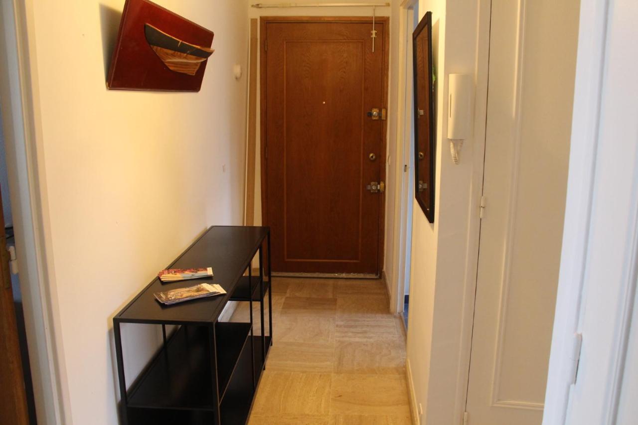BLEU AZUR Appartement 3 étoiles Hyères Exterior foto